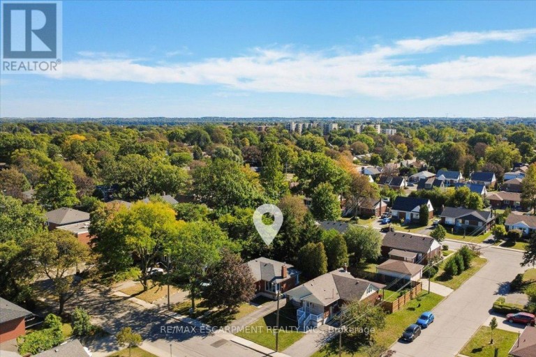 56 EVERTON PLACE, Hamilton (Sunninghill), Ontario, L8T1G7
