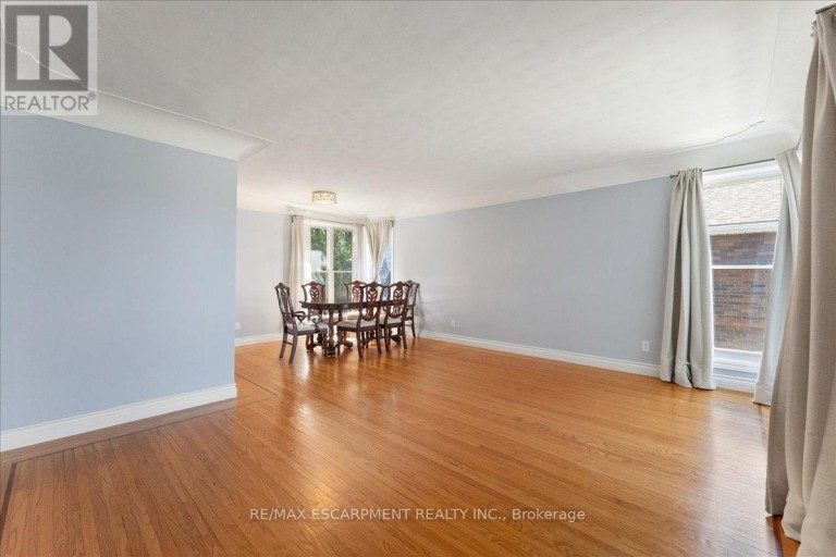56 EVERTON PLACE, Hamilton (Sunninghill), Ontario, L8T1G7