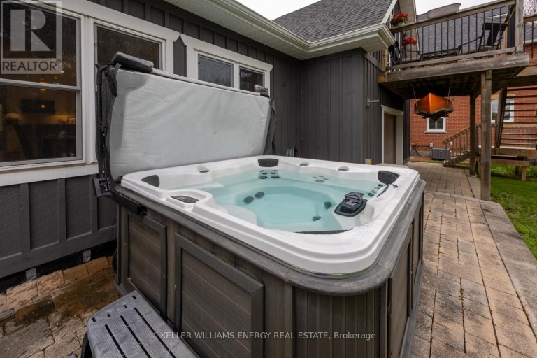 239 PERRY STREET, Scugog (Port Perry), Ontario, L9L1B8