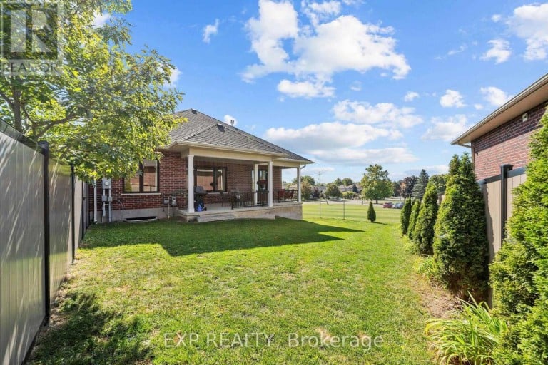 1 - 10038 OXBOW DRIVE, Middlesex Centre (Komoka), Ontario, N0L1R0