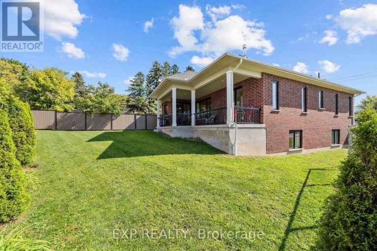 1 - 10038 OXBOW DRIVE, Middlesex Centre (Komoka), Ontario, N0L1R0