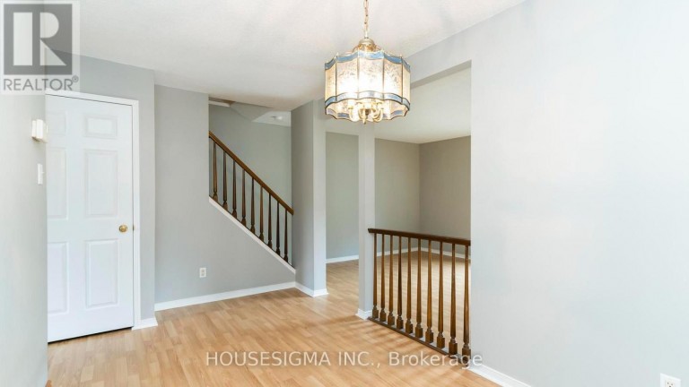 39 - 141 CONDOR COURT, London East (East P), Ontario, N5W6A1
