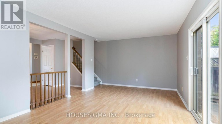 39 - 141 CONDOR COURT, London East (East P), Ontario, N5W6A1