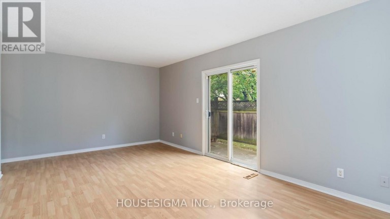 39 - 141 CONDOR COURT, London East (East P), Ontario, N5W6A1