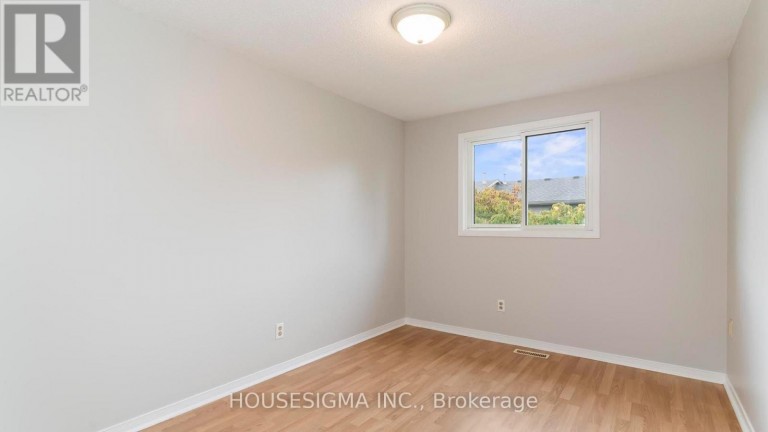 39 - 141 CONDOR COURT, London East (East P), Ontario, N5W6A1