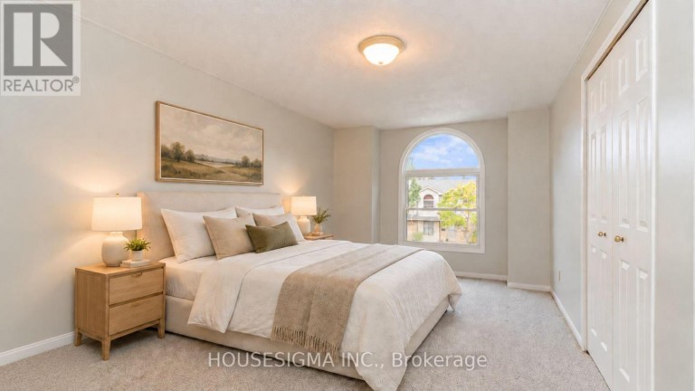 39 - 141 CONDOR COURT, London East (East P), Ontario, N5W6A1