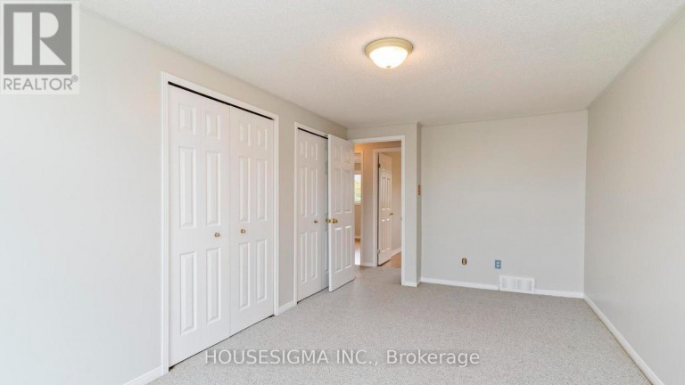 39 - 141 CONDOR COURT, London East (East P), Ontario, N5W6A1