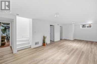 164 BAY STREET W Blue Mountains Ontario photo 35