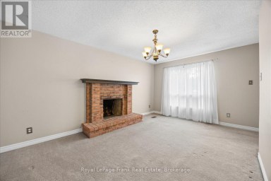 19 LONG DRIVE Whitby (Blue Grass Meadows) Ontario photo 7