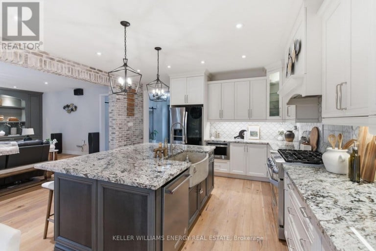 199A SOUTH CHANNEL DRIVE, Georgina (Keswick North), Ontario, L4P2N4