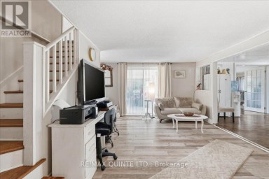 1686 COUNTY ROAD 13 Prince Edward County (South Marysburg Ward) Ontario photo 14