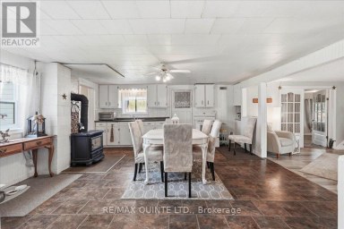 1686 COUNTY ROAD 13 Prince Edward County (South Marysburg Ward) Ontario photo 17