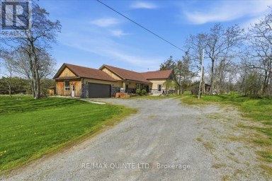 1686 COUNTY ROAD 13 Prince Edward County (South Marysburg Ward) Ontario photo 4