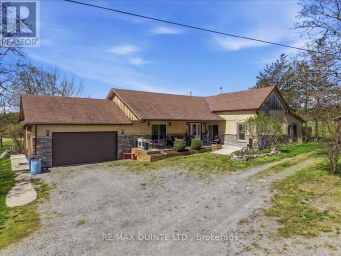 1686 COUNTY ROAD 13 Prince Edward County (South Marysburg Ward) Ontario photo 5