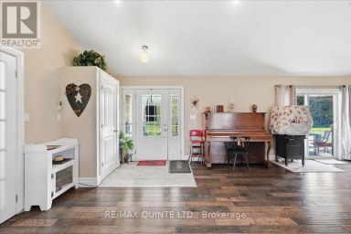 1686 COUNTY ROAD 13 Prince Edward County (South Marysburg Ward) Ontario photo 6