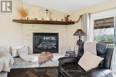 1686 COUNTY ROAD 13 Prince Edward County (South Marysburg Ward) Ontario photo 9