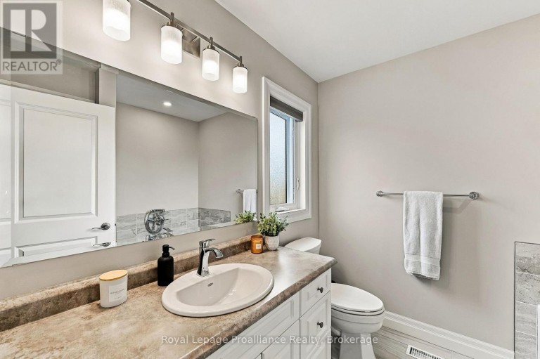 31 AMBROSIA TERRACE, Quinte West (Trenton Ward), Ontario, K8V0G7