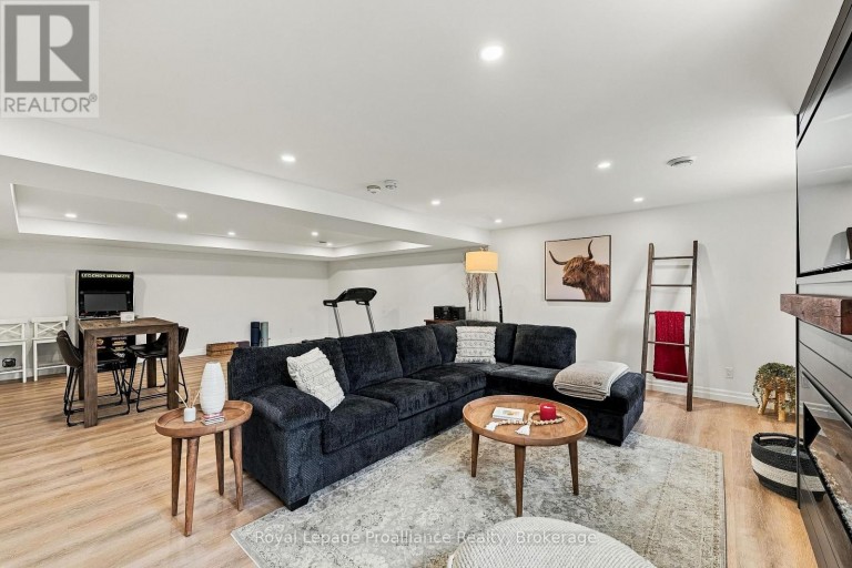 31 AMBROSIA TERRACE, Quinte West (Trenton Ward), Ontario, K8V0G7
