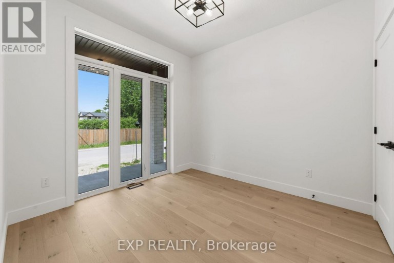 30 - 430 HEAD STREET N, Strathroy-Caradoc (NE), Ontario, N7G2K2