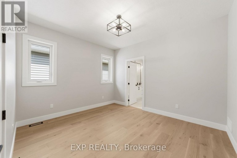30 - 430 HEAD STREET N, Strathroy-Caradoc (NE), Ontario, N7G2K2