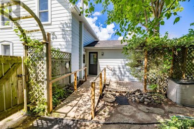 755 4TH AVENUE E Owen Sound Ontario photo 36