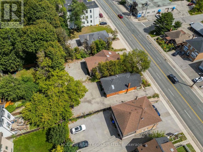 110-112 SHEPPARD AVENUE W, Toronto (Lansing-Westgate), Ontario, M2N1M5