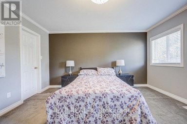292 SHERIDAN COURT Newmarket (Gorham-College Manor) Ontario photo 11