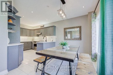 292 SHERIDAN COURT Newmarket (Gorham-College Manor) Ontario photo 7