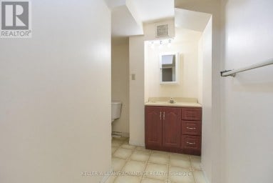 68 FULLERTON CRESCENT Markham (Milliken Mills West) Ontario photo 32