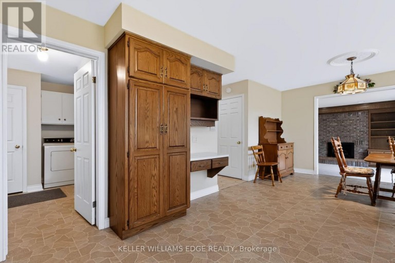54 MONTE DRIVE, Hamilton (Gershome), Ontario, L8G4M5