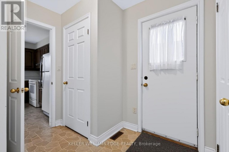 54 MONTE DRIVE, Hamilton (Gershome), Ontario, L8G4M5