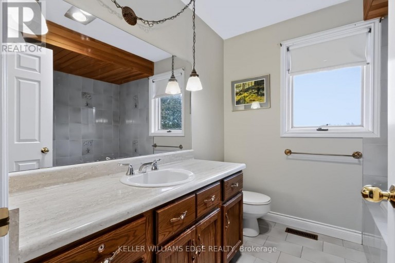 54 MONTE DRIVE, Hamilton (Gershome), Ontario, L8G4M5