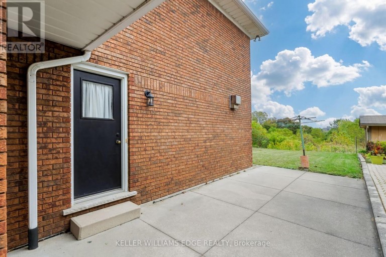 54 MONTE DRIVE, Hamilton (Gershome), Ontario, L8G4M5