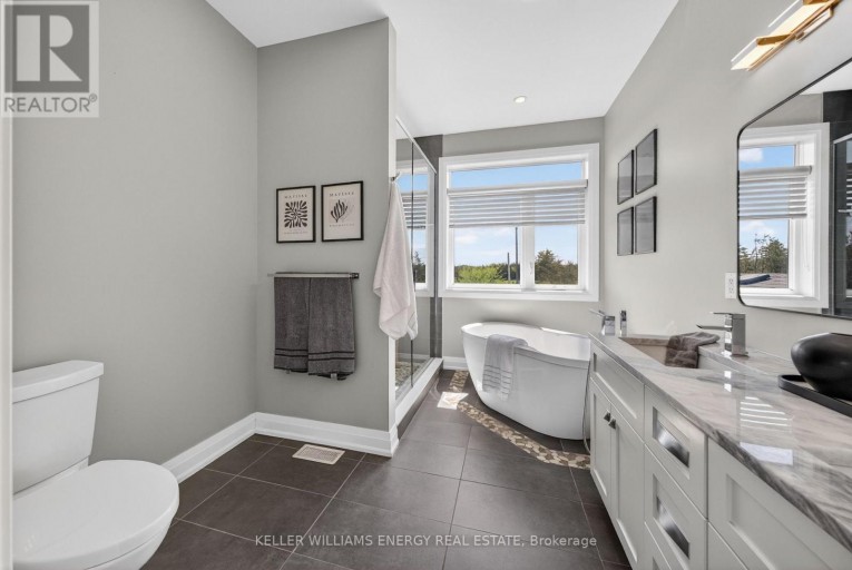 108 FOSTER ROAD, Prince Edward County (Sophiasburg Ward), Ontario, K0K1W0
