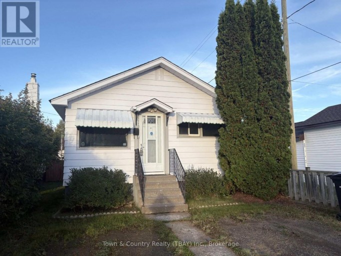1113 CRAWFORD AVENUE, Thunder Bay (Westfort), Ontario, P7E3E1