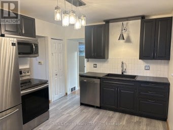 1113 CRAWFORD AVENUE Thunder Bay (Westfort) Ontario photo 2