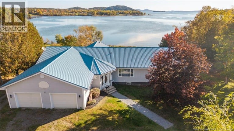 160 Harkness Road, Chamcook, New Brunswick (id Nb148598)