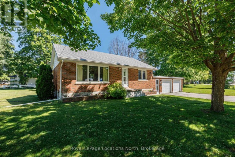 2 BUIST STREET, Clearview (Nottawa), Ontario, L0M1P0
