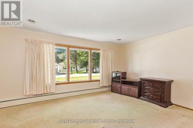 2 BUIST STREET Clearview (Nottawa) Ontario photo 15