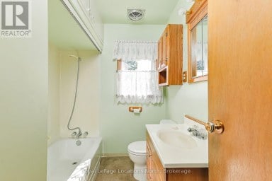 2 BUIST STREET Clearview (Nottawa) Ontario photo 19