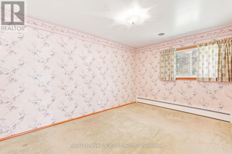 2 BUIST STREET, Clearview (Nottawa), Ontario, L0M1P0