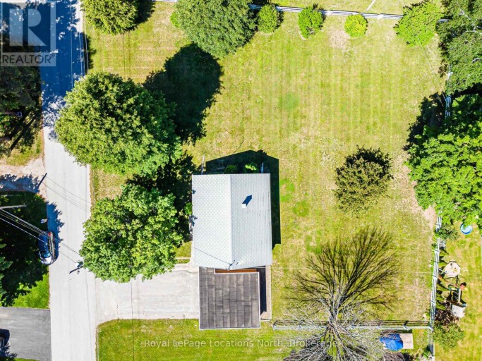 2 BUIST STREET, Clearview (Nottawa), Ontario, L0M1P0