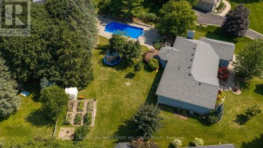 29 PRIEST AVENUE Springwater (Snow Valley) Ontario photo 27