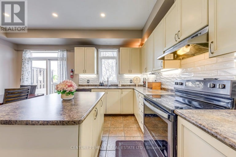 3117 JOEL KERBEL PLACE, Mississauga (Applewood), Ontario, L4Y0B1