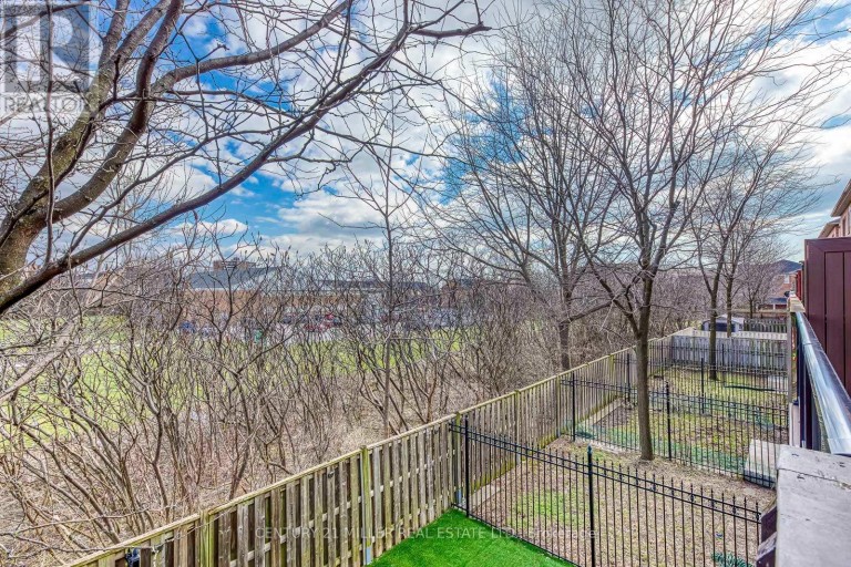 3117 JOEL KERBEL PLACE, Mississauga (Applewood), Ontario, L4Y0B1