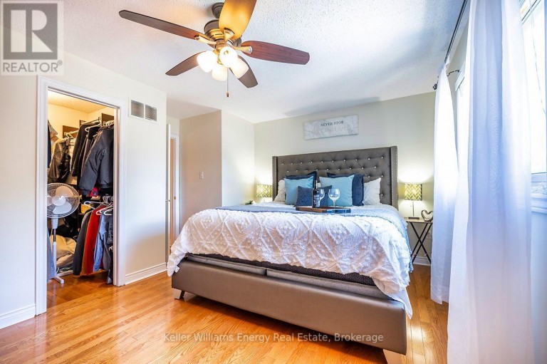 329 CHALLENGER COURT, Clarington (Newcastle), Ontario, L1B1K4