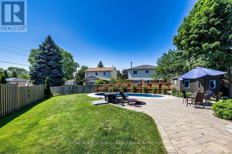 329 CHALLENGER COURT, Clarington (Newcastle), Ontario, L1B1K4