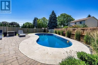 329 CHALLENGER COURT Clarington (Newcastle) Ontario photo 47