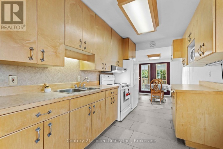 759 ST. MARY'S STREET, Peterborough, Ontario, K9J4H1