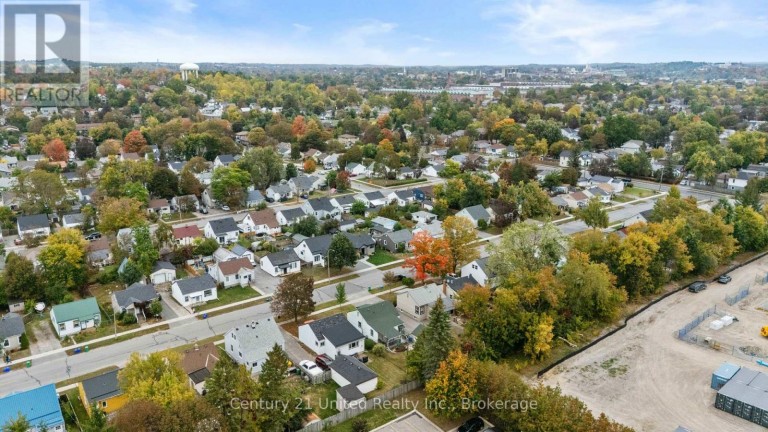 759 ST. MARY'S STREET, Peterborough, Ontario, K9J4H1
